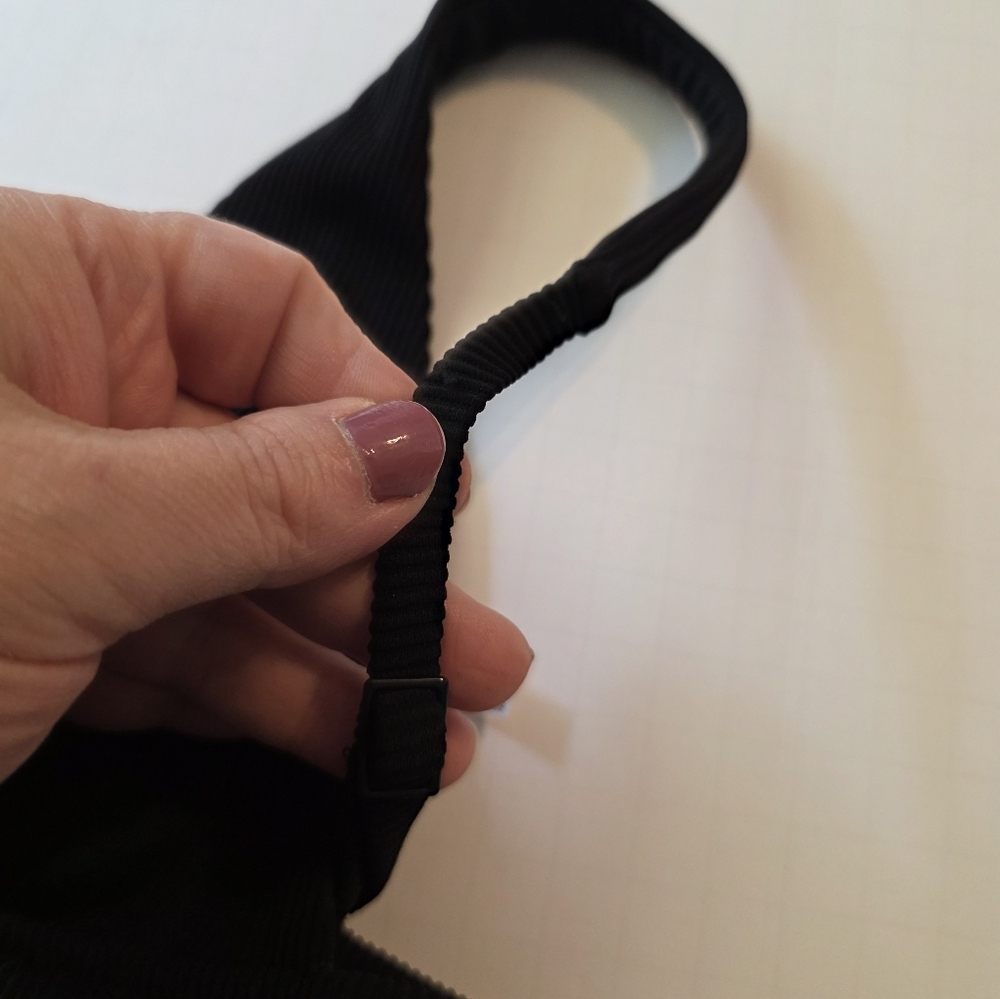 Aerie Women's Size XS Triangle Black Bikini Top - Picture 4 of 9
